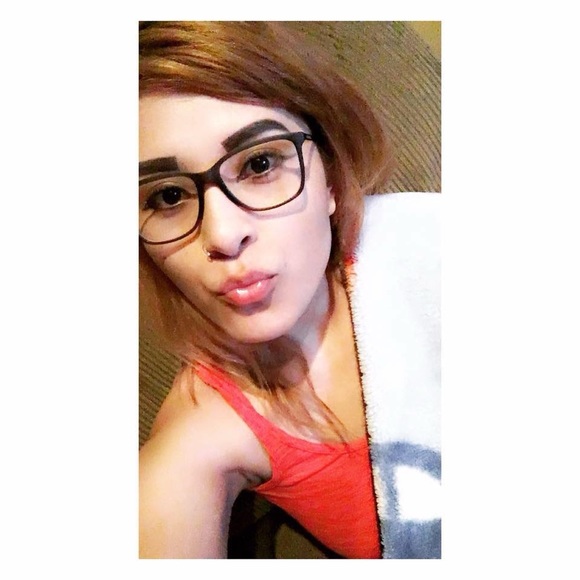 Meet your Posher, Miriam - Picture 5 of 14